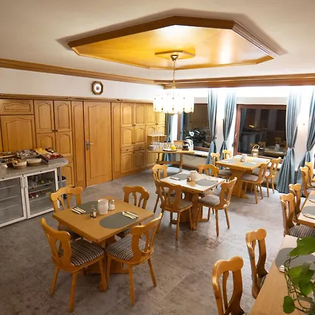 Liederbacher Hof * Liederbach am Taunus